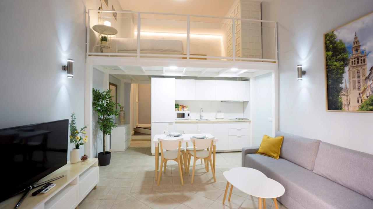Rentalsevilla Escuelas Pias Apartment